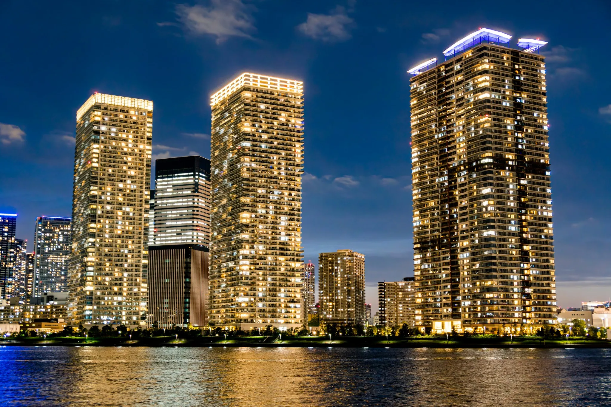 Read more about the article Sumitomo Realty (TSE: 8830) Stock Analysis: Tokyo Office Giant with Stable Growth and Modest Valuation